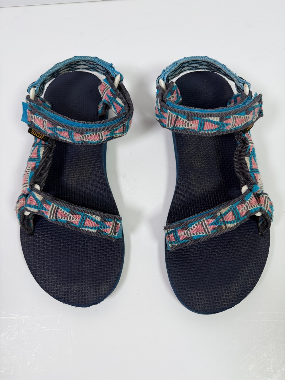 Teva Women's 8 Footbed Sandals Teal & Pink Patterned Straps Hiking Camp Gorpcore